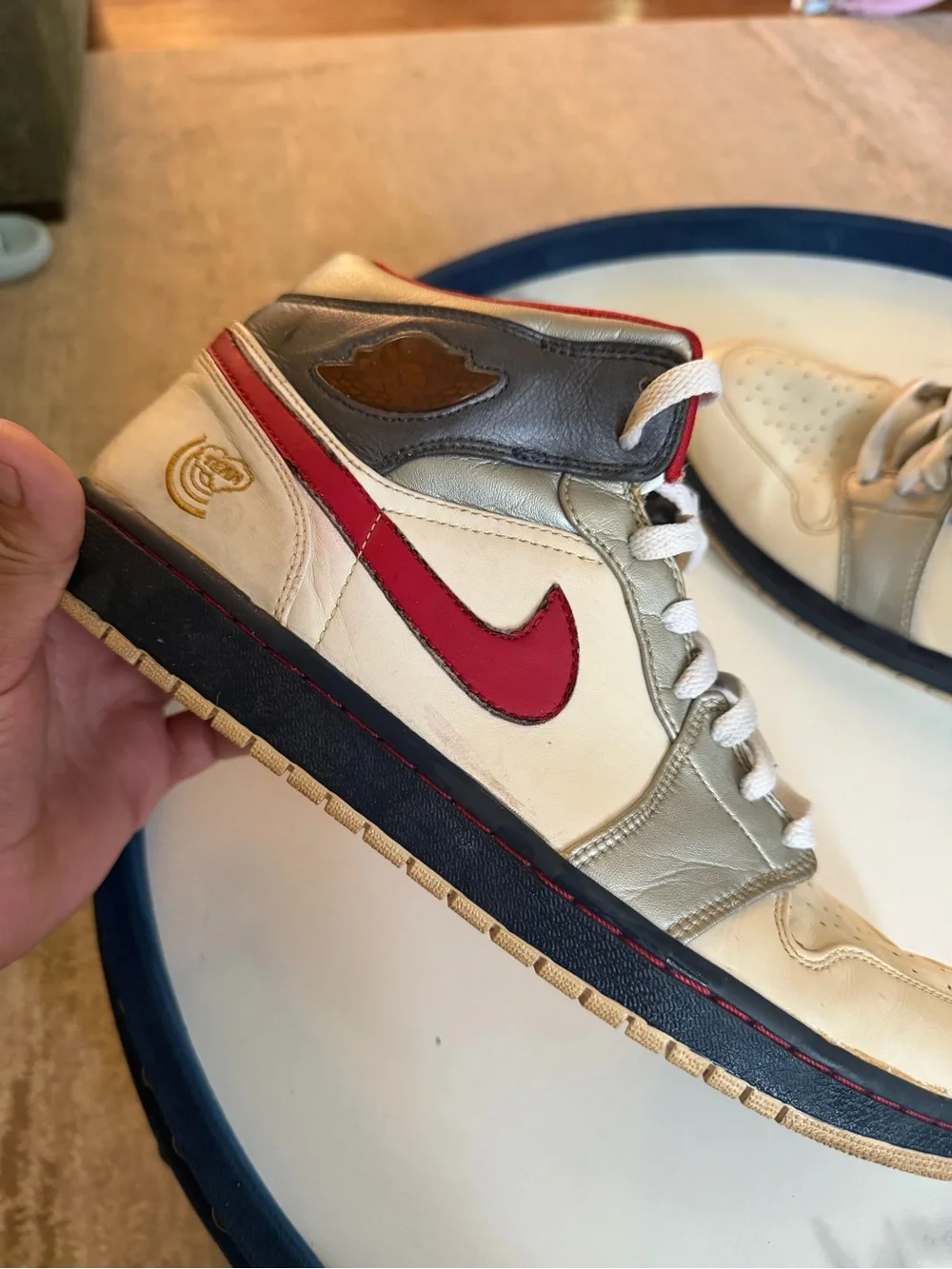 Air Jordan 1 Retro Olympic (2008) sz 13 mens , used no box !!!!